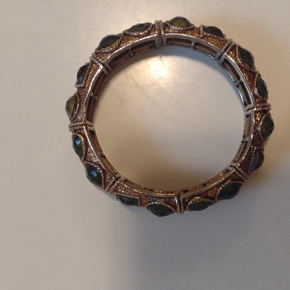 Gold and Silver Glass Stones Bracelet and Necklace Bundle - Picture 3 of 12